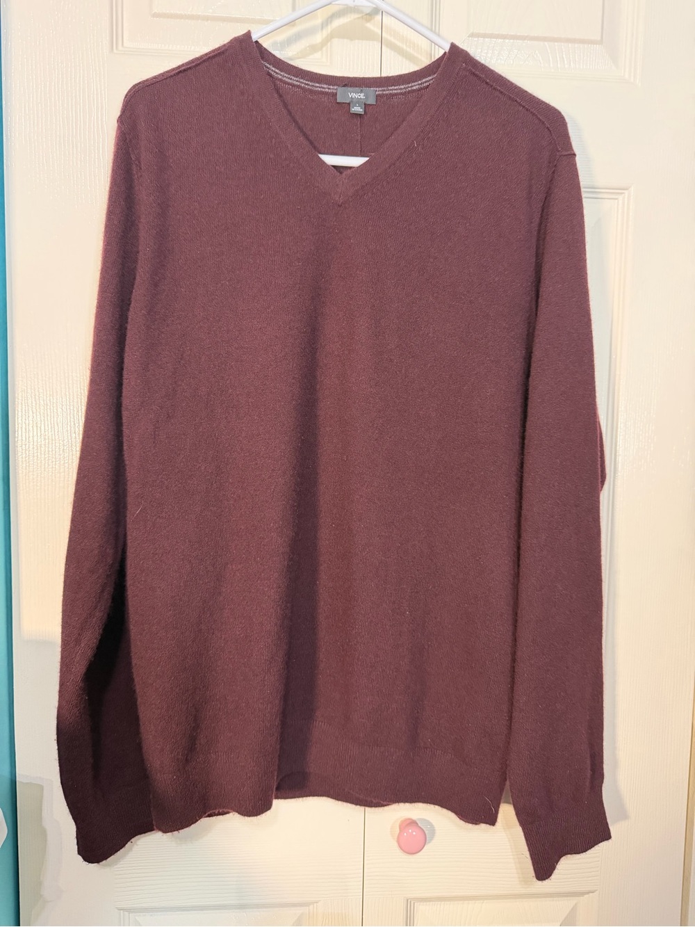 Vince Men's V-Neck Sweater in Wine
